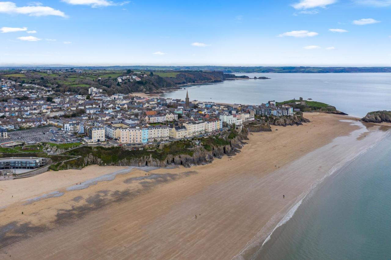 3 South Beach Court - Cosy Seafront Apartment Tenby Esterno foto