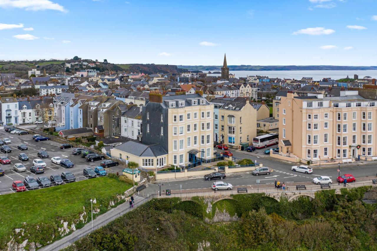 3 South Beach Court - Cosy Seafront Apartment Tenby Esterno foto